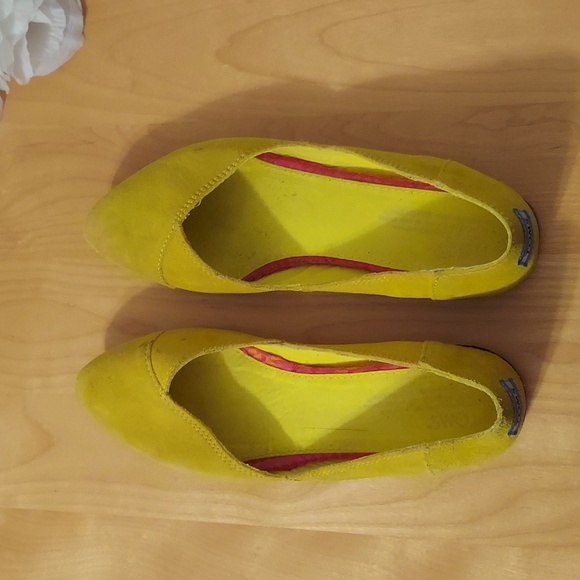 TOMS Shoes Blazing Yellow Women's Jutti Suede Flats Size 7 - Picture 7 of 16